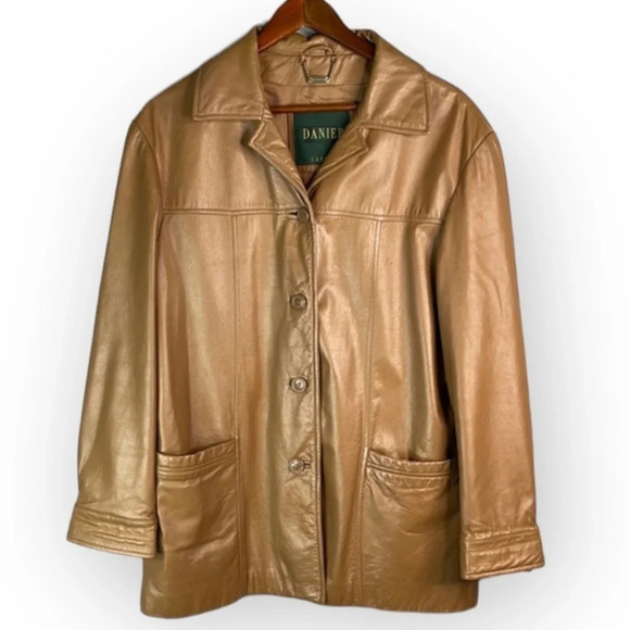 VINTAGE Y2K Danier Canada Camel Brown Leather Jacket Button Front Pockets 10 - Picture 2 of 12